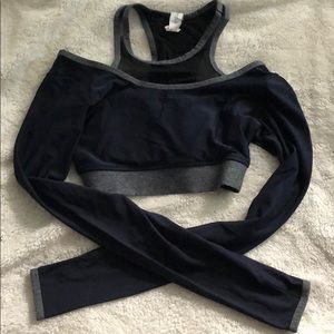 Long sleeve workout top